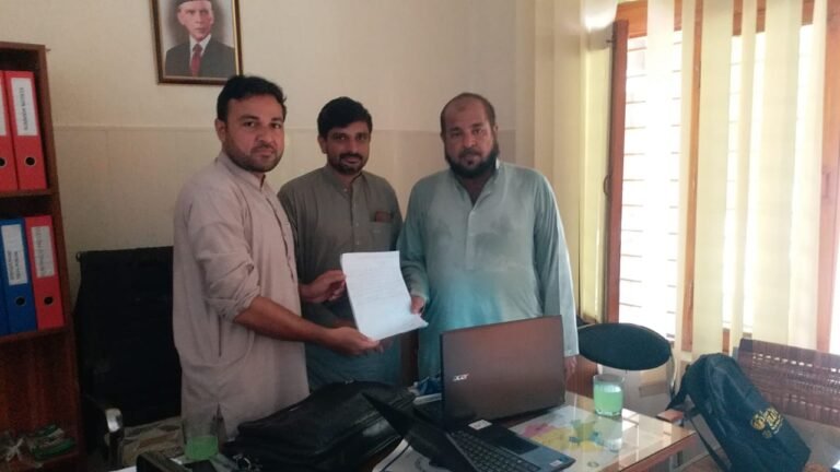 FIR Not Registered Despite Four Applications, Victim Turns to RTS Office After Police Inaction